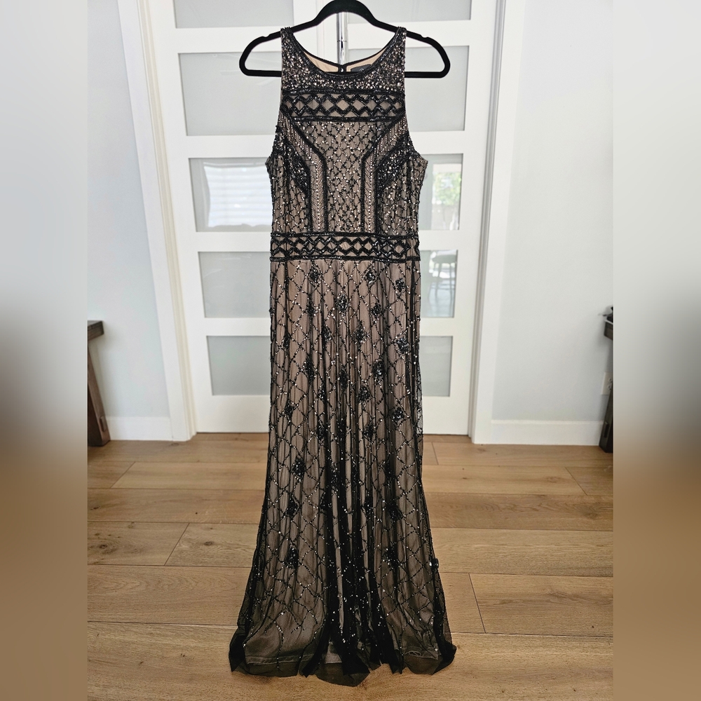 094. Adrianna Papell Black Sequin Dress